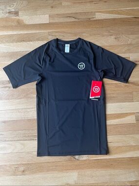 NWT Warrior Black Compression Short Sleeved Shirt, Moisture Wicking, Size M